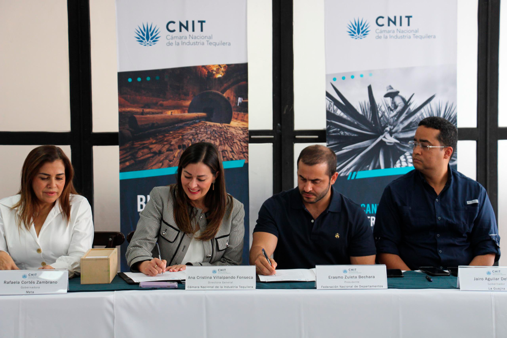 Imagen de Cámara tequilera y Colombia acuerdan facilitar exportación de productos con denominación de origen