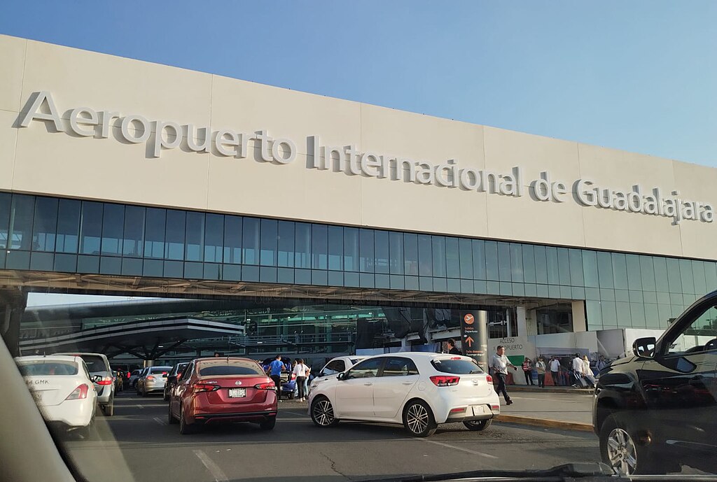 Imagen principal de Anuncia GAP nueva terminal y más accesos al Aeropuerto Internacional de Guadalajara