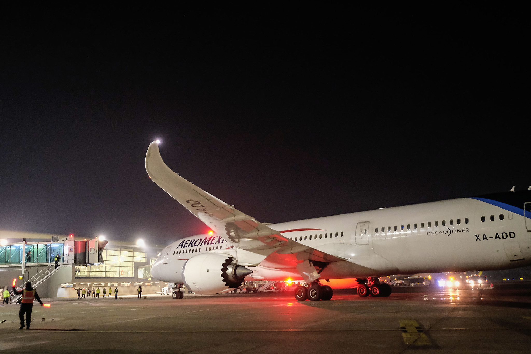 Imagen de Inauguran el primer vuelo directo de Guadalajara a Madrid